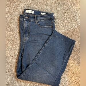 Social Standard by Sanctuary Jeans Md Wash Slim Straight Womens 6/28